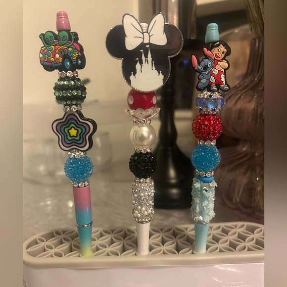 Custom pens 🖊️💕 - Picture 10 of 15